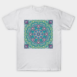 Beautiful Mandala pattern T-Shirt